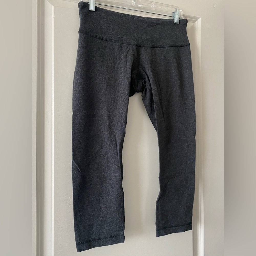 Lululemon Wunder Under Cropped Charcoal Size 8